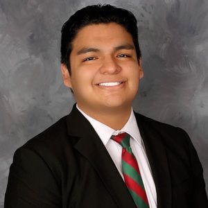 Meet your Posher, Alexis